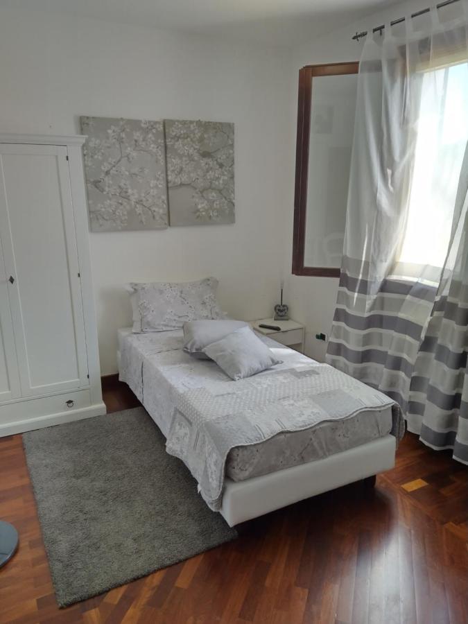 Single Room with Private Bathroom