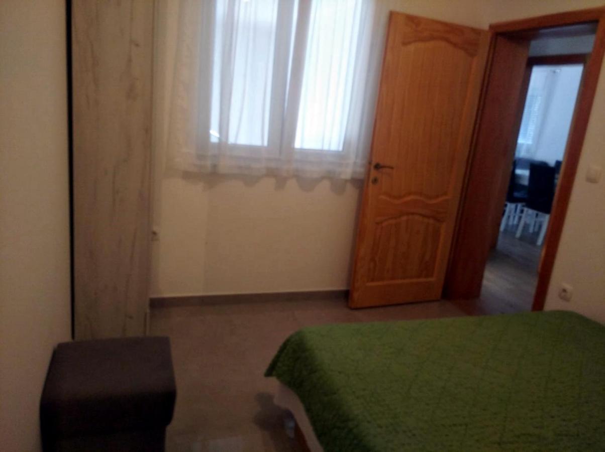 One Bedroom Apartment with Sea View