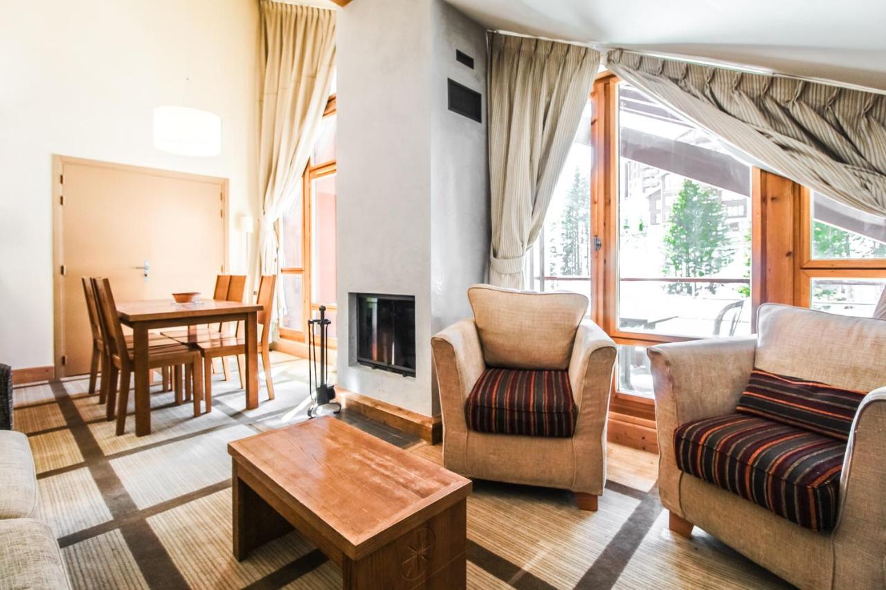 B&B Flaine - Charming 6th-floor 2-bedroom apartment with fireplace - Bed and Breakfast Flaine