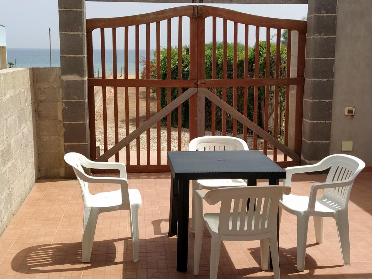 Casa Isola Correnti a 50mt dalla spiaggia - Chambres d’hôtes Porto Palo