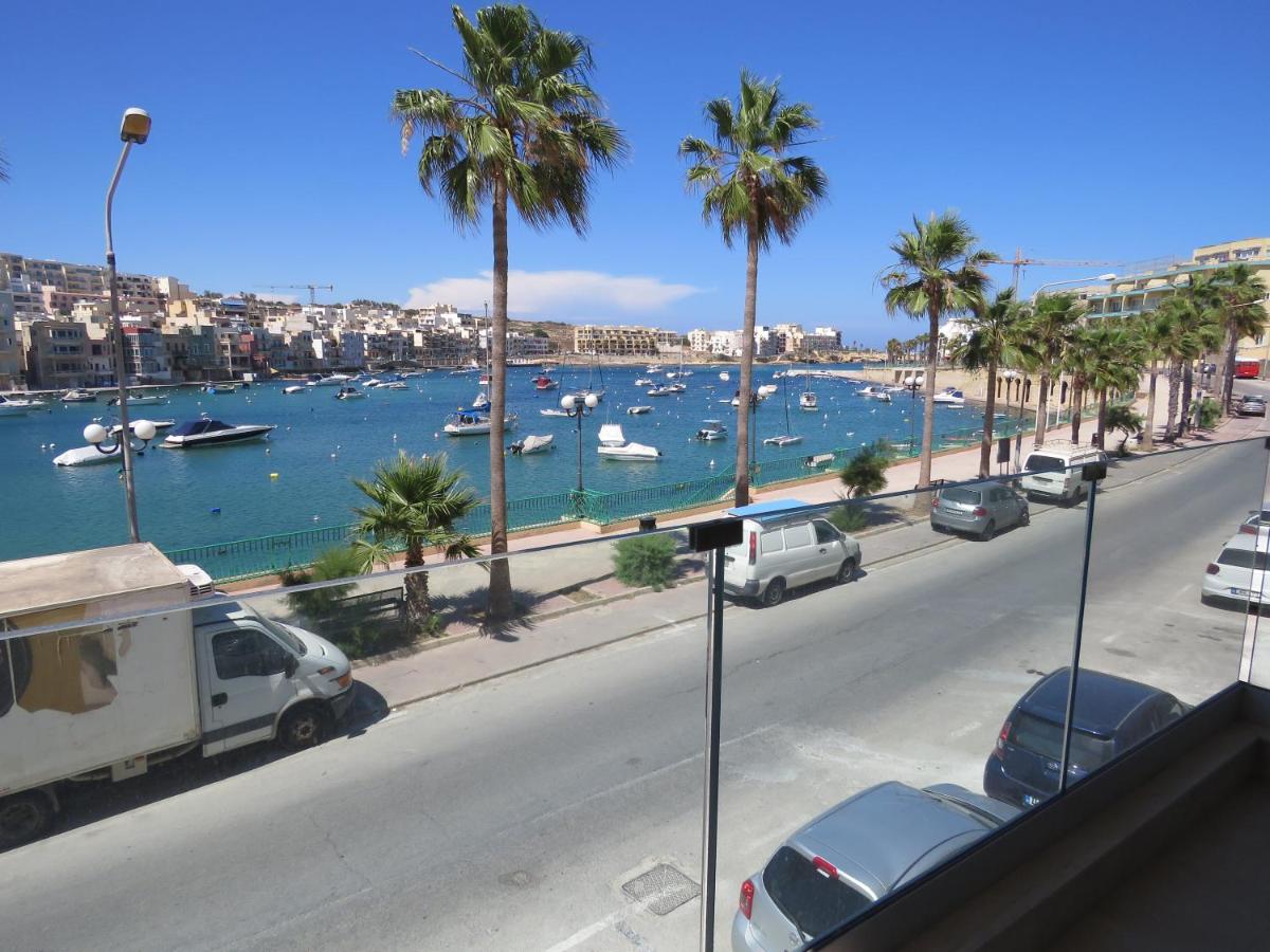 B&B Marsaskala - Aquamarine Sea Front Apartments - First Floor - Bed and Breakfast Marsaskala