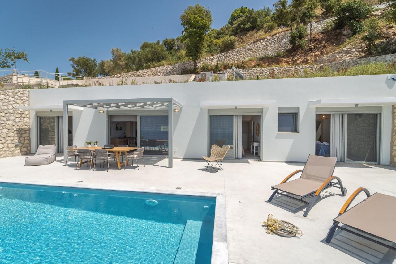 Owl Villas - B&B Drymonas