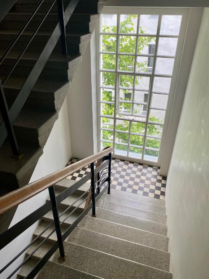 Chic Apartment in vibrant area - National Stadium - Saska Kępa - Chambres d’hôtes Varsovie