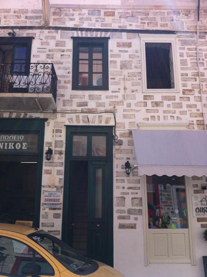 Zannikos Rooms - Bed and Breakfast
