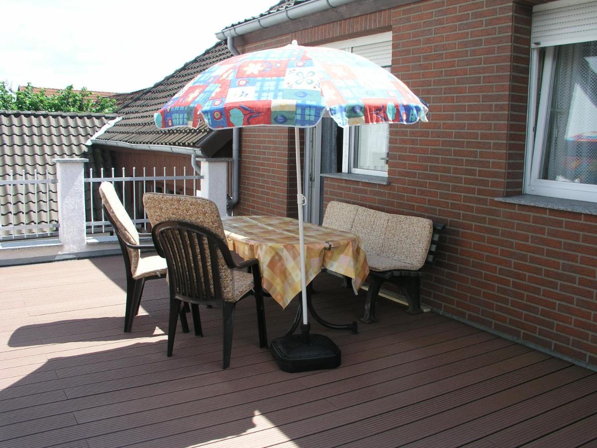 Ferienwohnung am Deister mit großem Balkon - B&B Springe