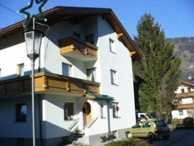 Ferienwohnungen Egger - B&B Zell am Ziller