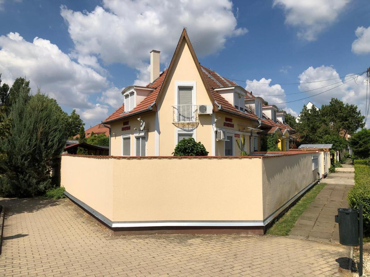 Rubint Apartman - Ferienwohnung