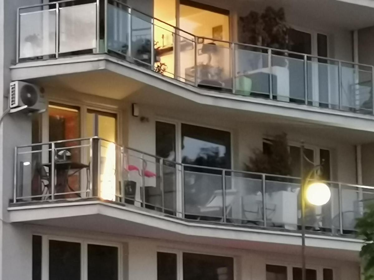 Apartament z JACUZZI dla DWOJGA i widokiem na jezioro - B&B