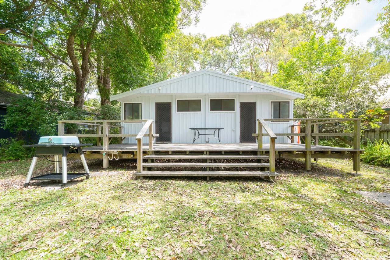 Beach Shack semi detached, 2 Min Walk to Beach-Lilly Pilly - Chambres d’hôtes