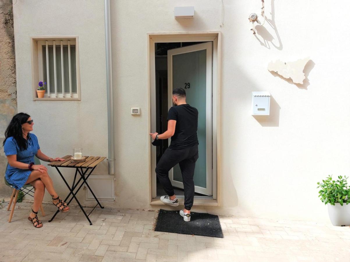 Giglio Home Modica - B&B Modica