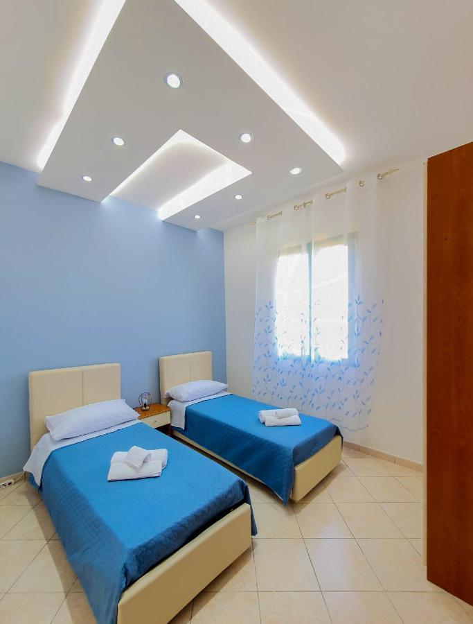 Twin Room with Private Bathroom