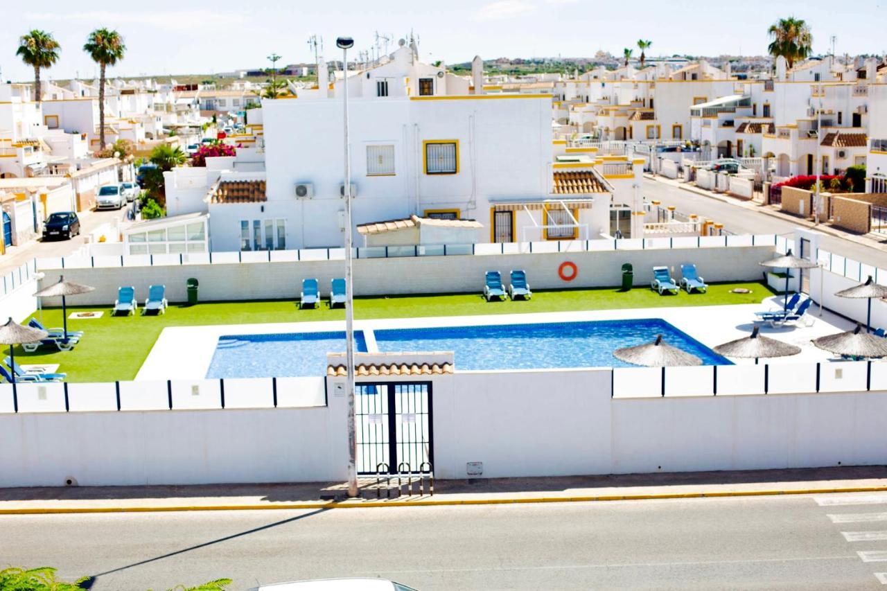 SUNNY SWEET HOME OLGA - B&B Torrevieja