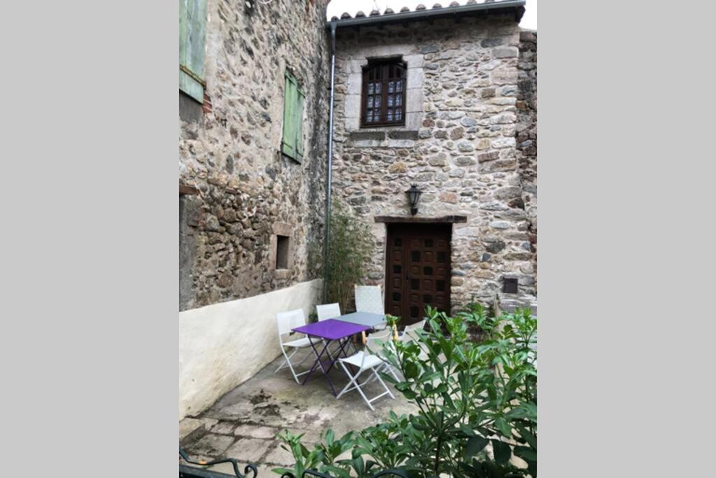 Les Maisons du Conflent, maisons familiales en pierre au coeur des remparts - B&B