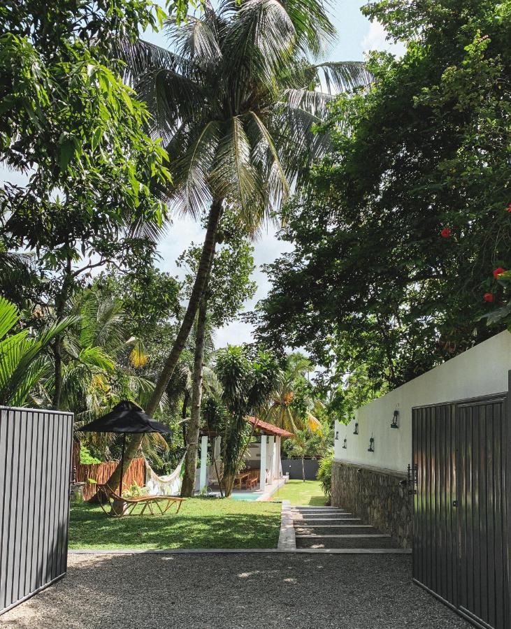 Kanferri Villa - B&B Ahangama