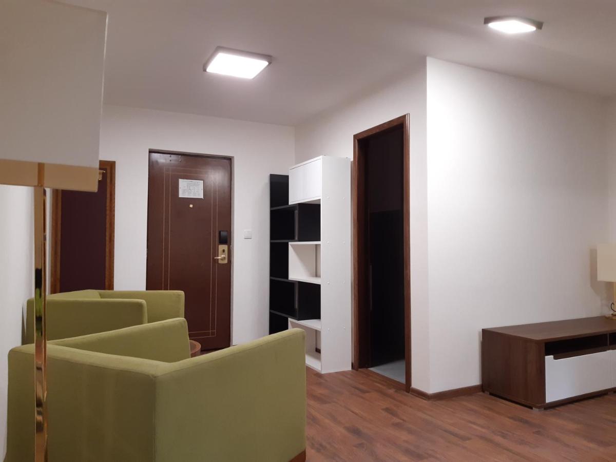 Vierbettzimmer mit eigenem Bad