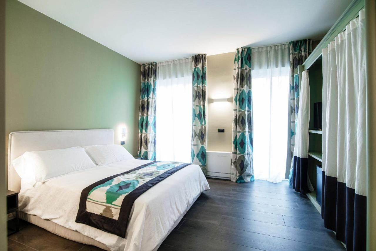 Doppelzimmer mit Balkon (2 Erwachsene + 1 Kind)