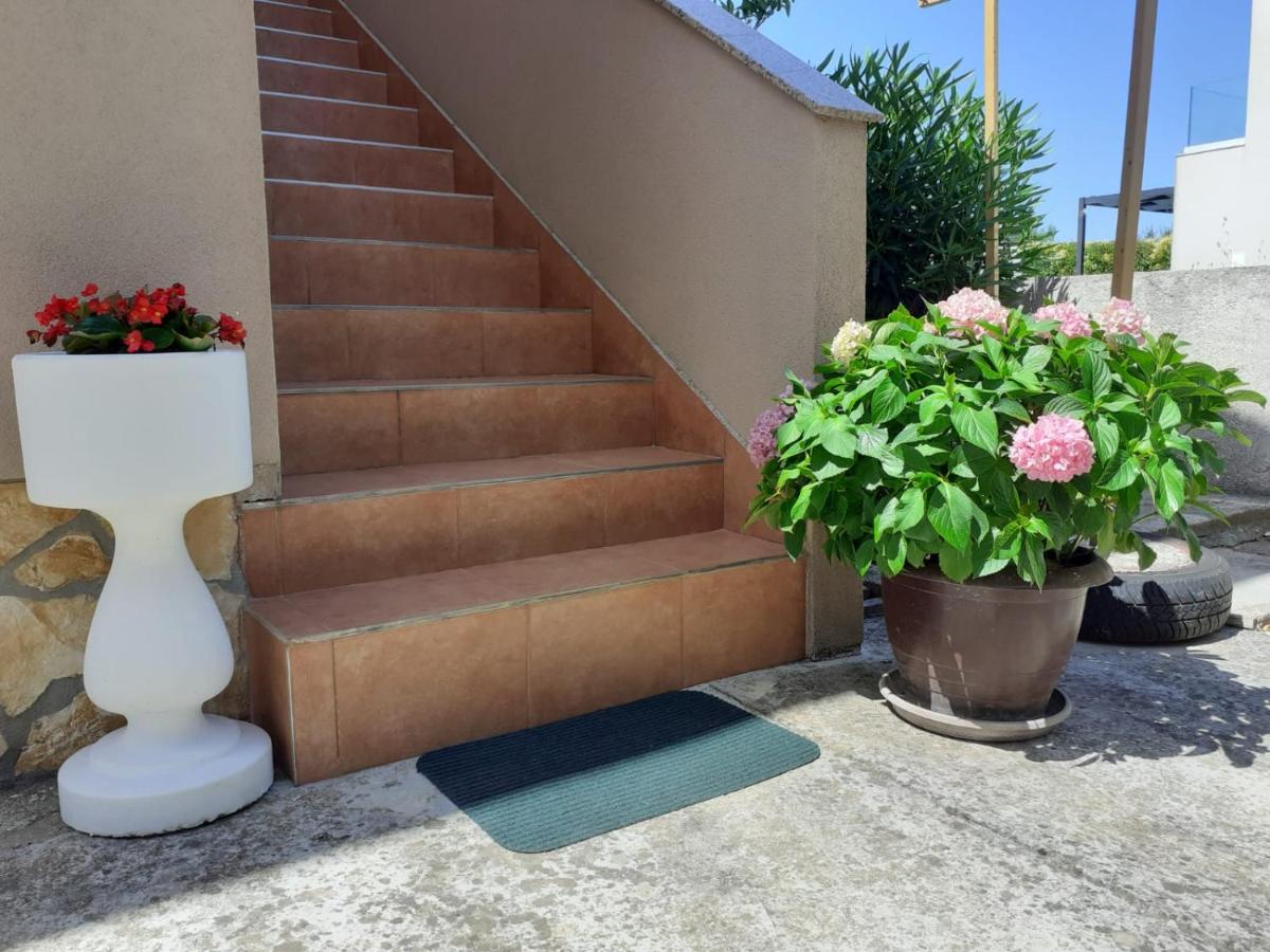 Apartmani Sanda i Leo - Chambres d’hôtes Bibinje