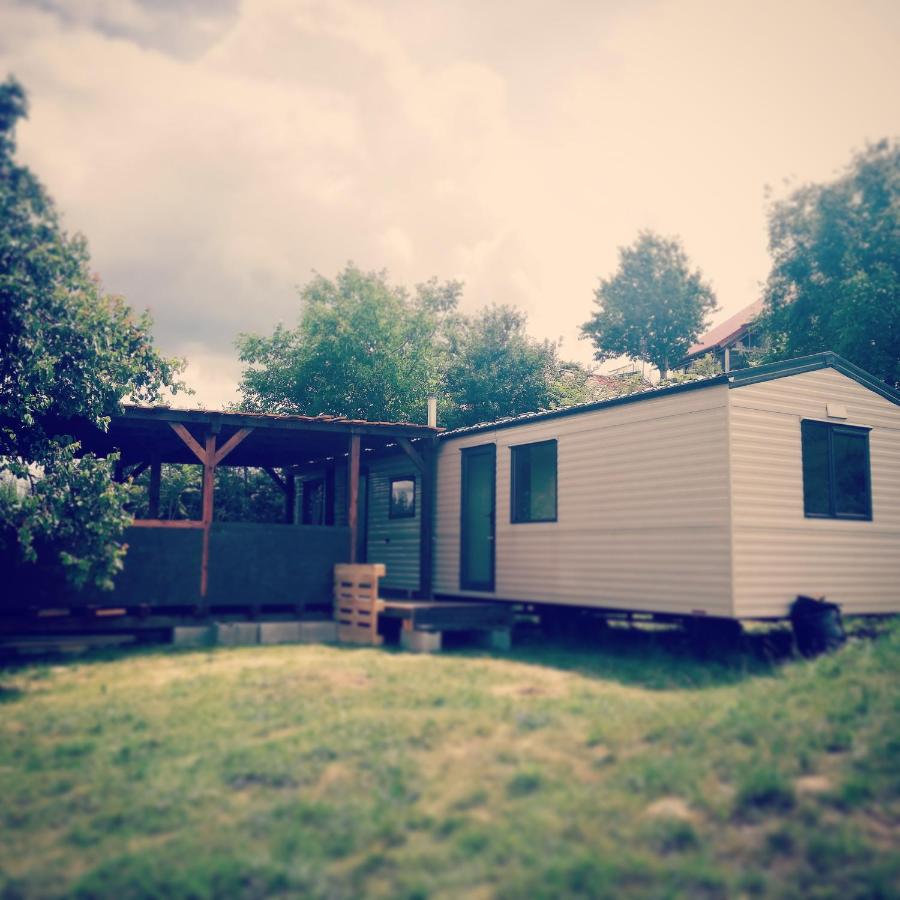 Mobilní domek na Pálavě - B&B Pavlov