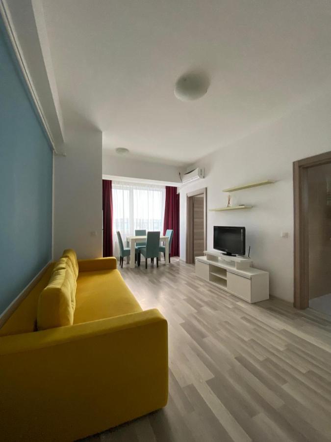 Studio Apartment with Sea View