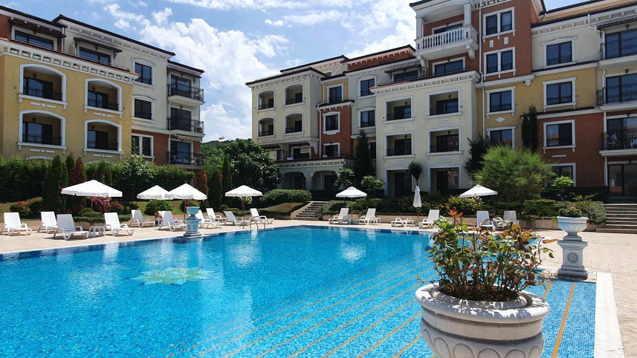 Sinevata apartament - B&B Sozopol