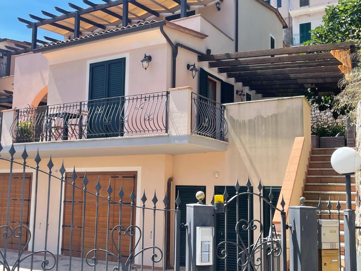 Apt. Sestini by Agenzia Solturelba - B&B