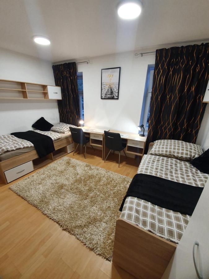 RAILWAY STATION CITY MODERN APARTMENT - Ferienwohnung Maribor
