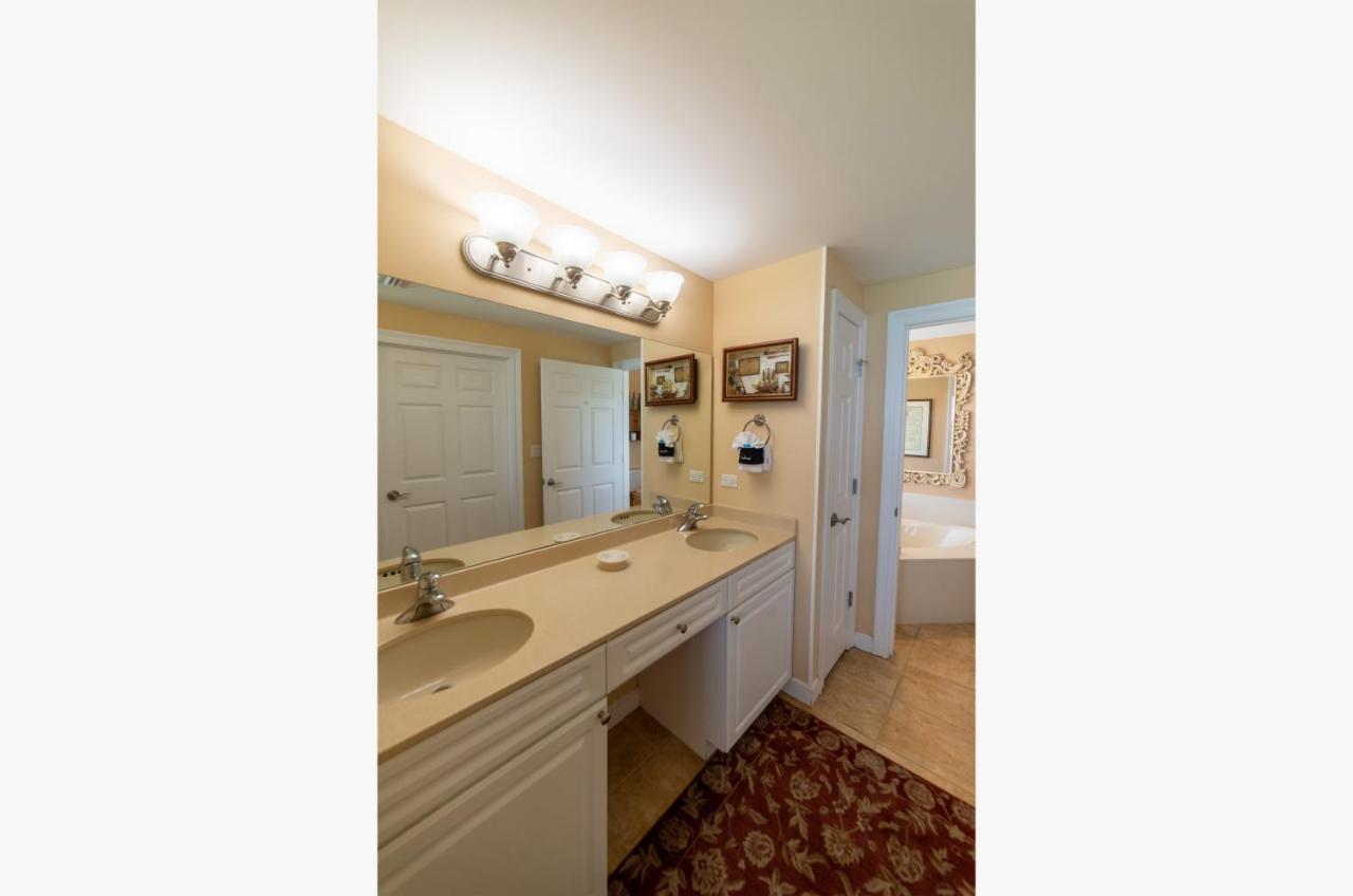 Boardwalk 1111 'Admiral's Quarters' - B&B Panama City Beach
