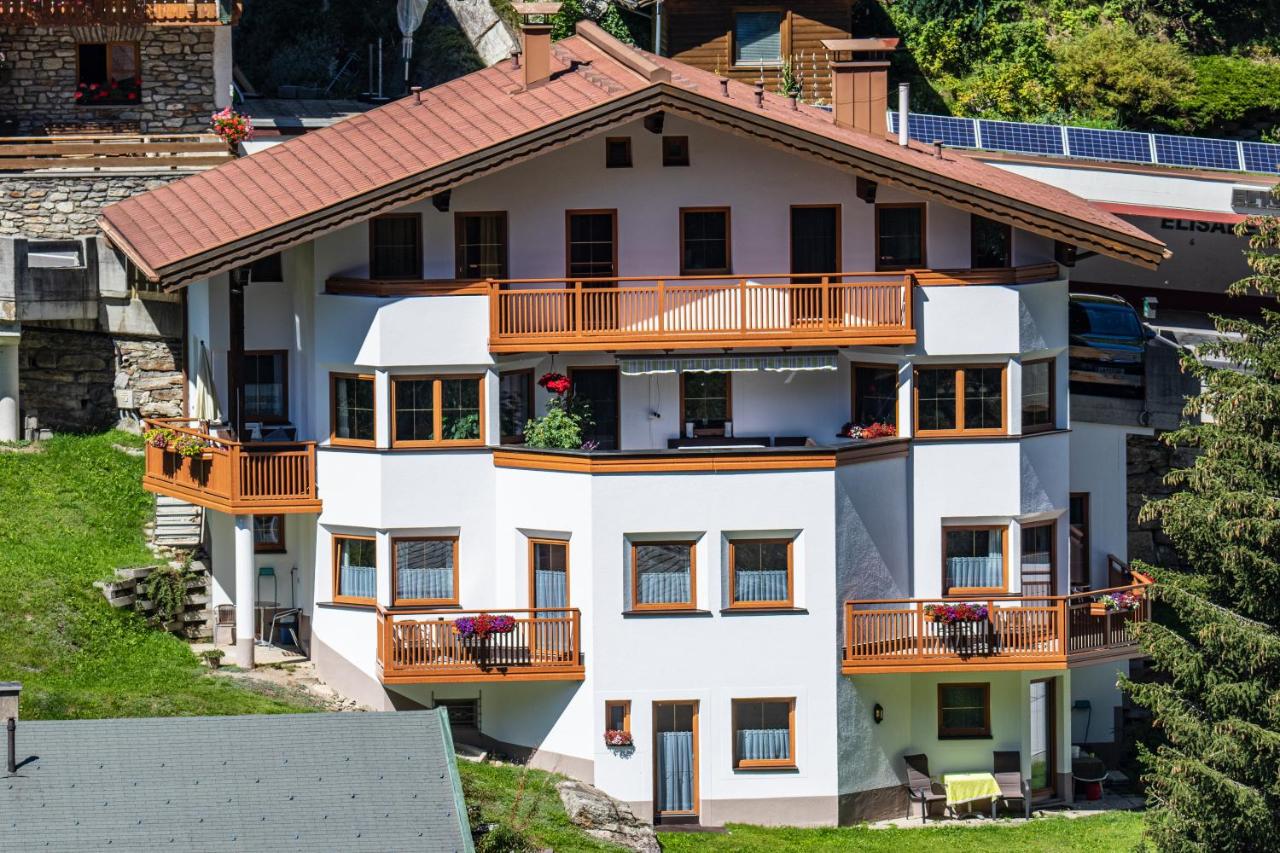 Haus Markus Strolz - Ferienwohnung St. Anton am Arlberg