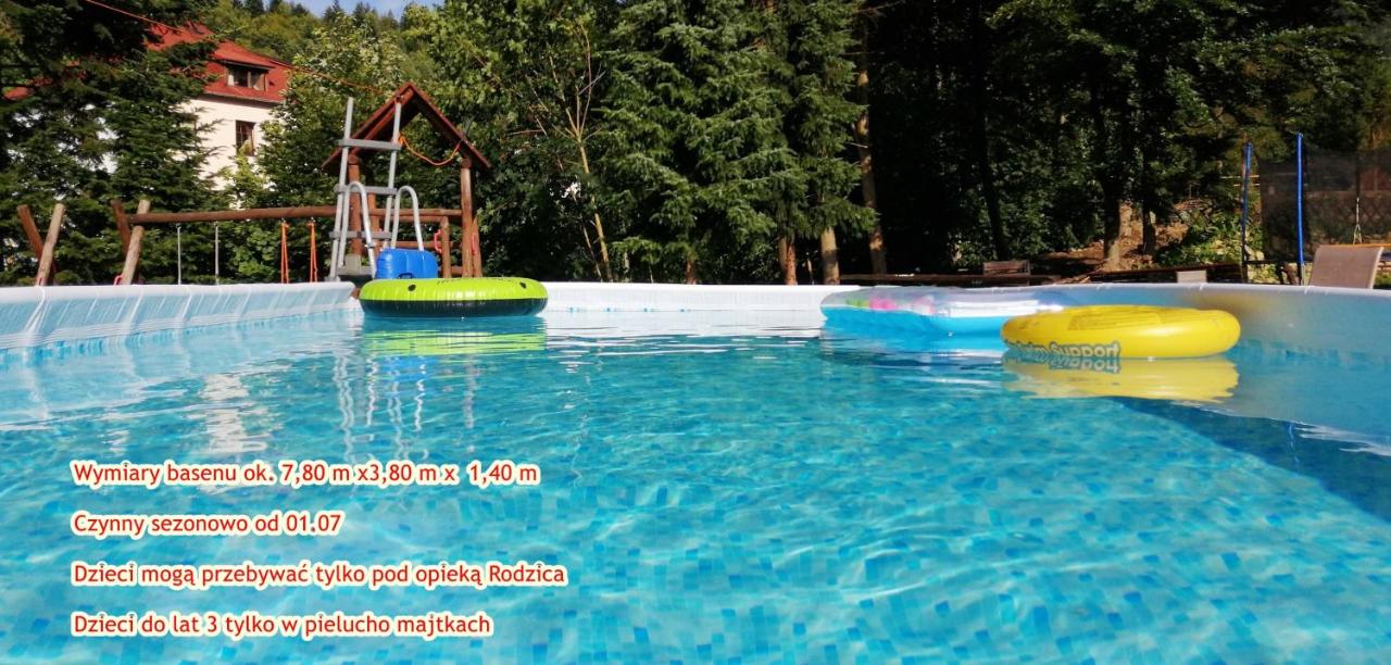 Willa Czyrna przy Gondoli - B&B Szczyrk