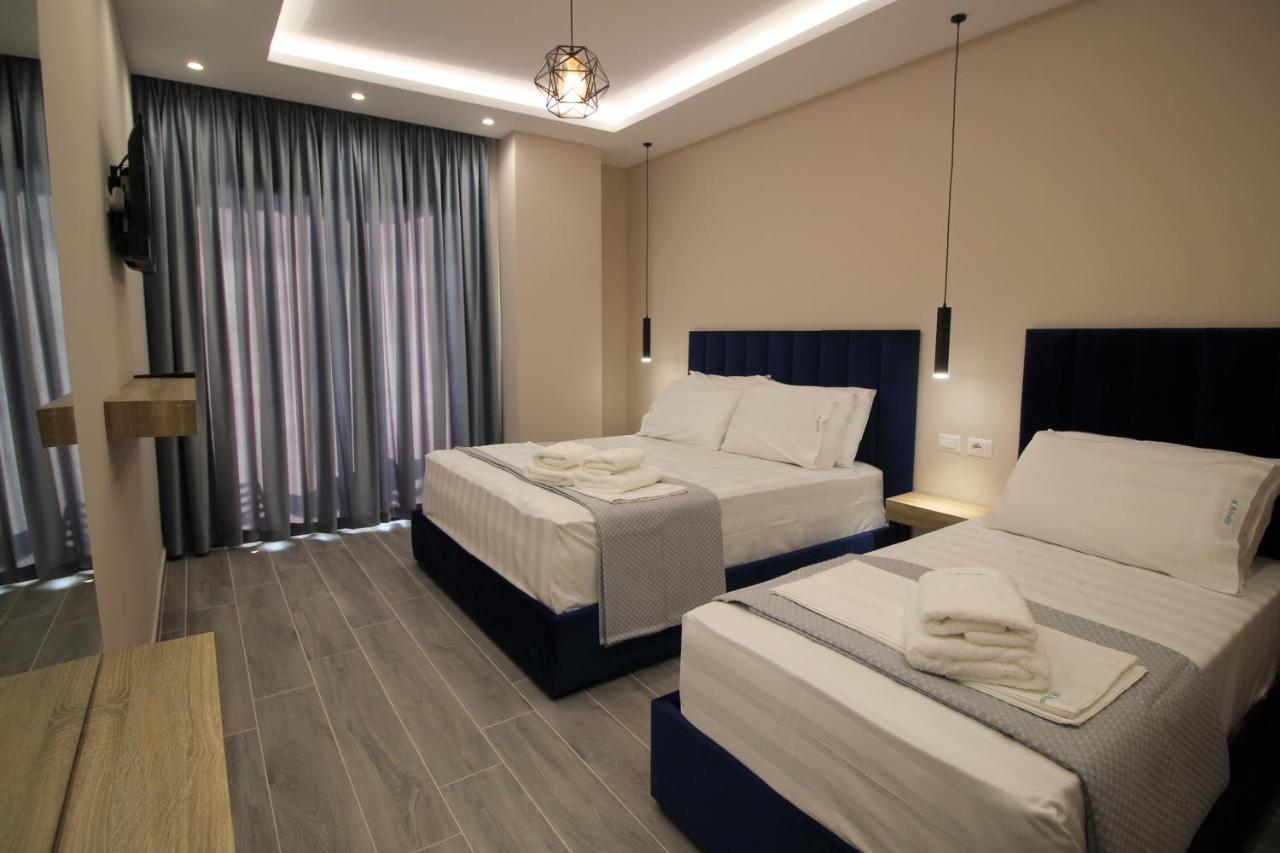 Deluxe Triple Room with Sea View