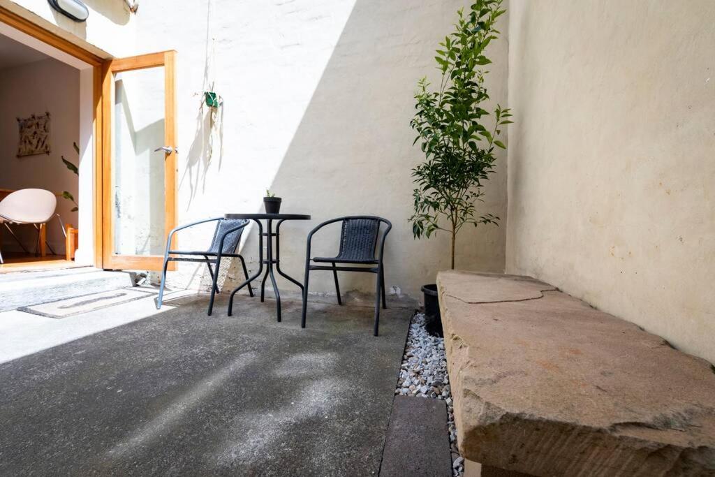 MELVINGTON BOUTIQUE APARTMENT IN HOBART CBD o - B&B Hobart