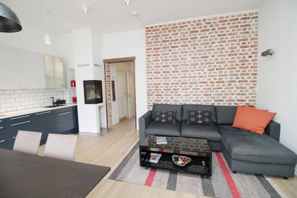 B&B Oslo - Nordic Host - Frogner - Well appointed 2 Bedroom in Lovely West Side Neighborhood - Bed and Breakfast Oslo