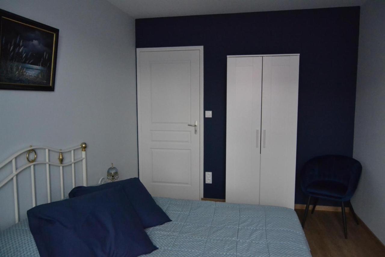Standard Double Room with Shower