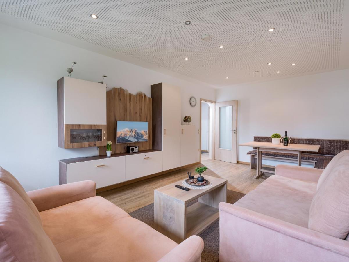 Ferienwohnanlage Oberaudorf F3 mit Hallenbad und Sauna - B&B Oberaudorf