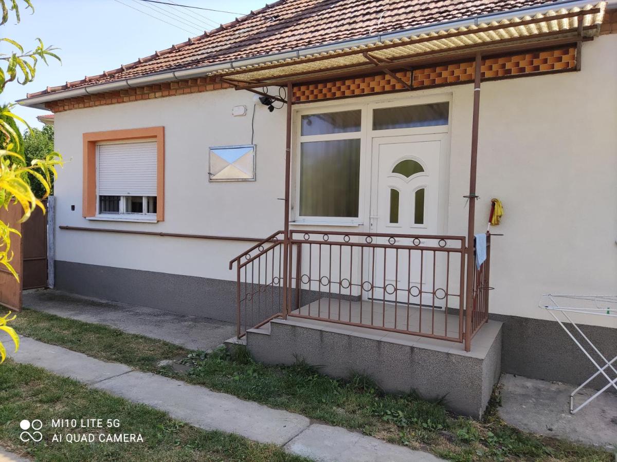 Samostatný rodinný dom - Ferienwohnung