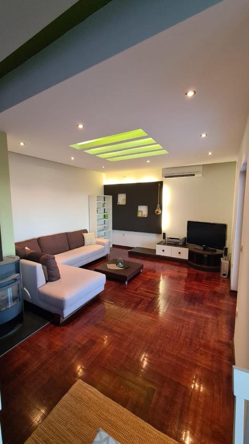 Oasis apartment with sea view and garden - Ferienwohnung