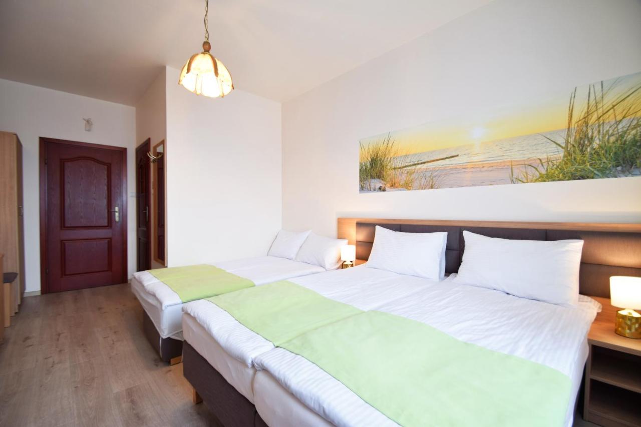 Willa Makarena - Bed and Breakfast Gąski