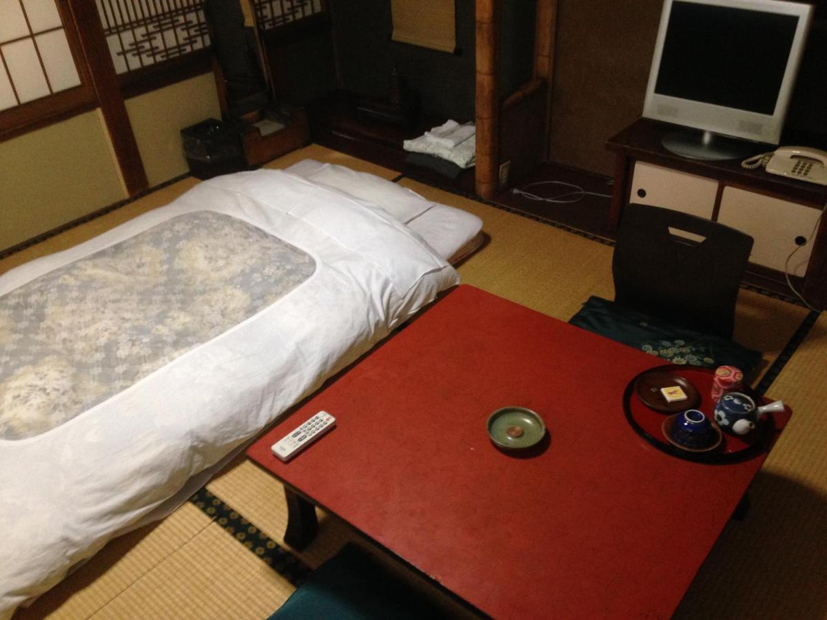 Japanese-Style Single Room