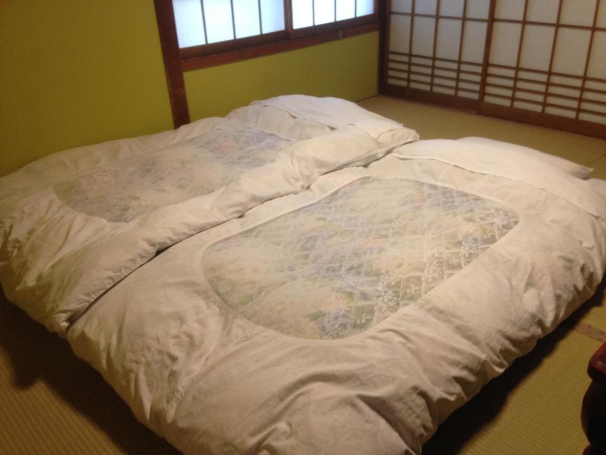 Tweepersoonskamer in Japanse Stijl met 2 Aparte Bedden