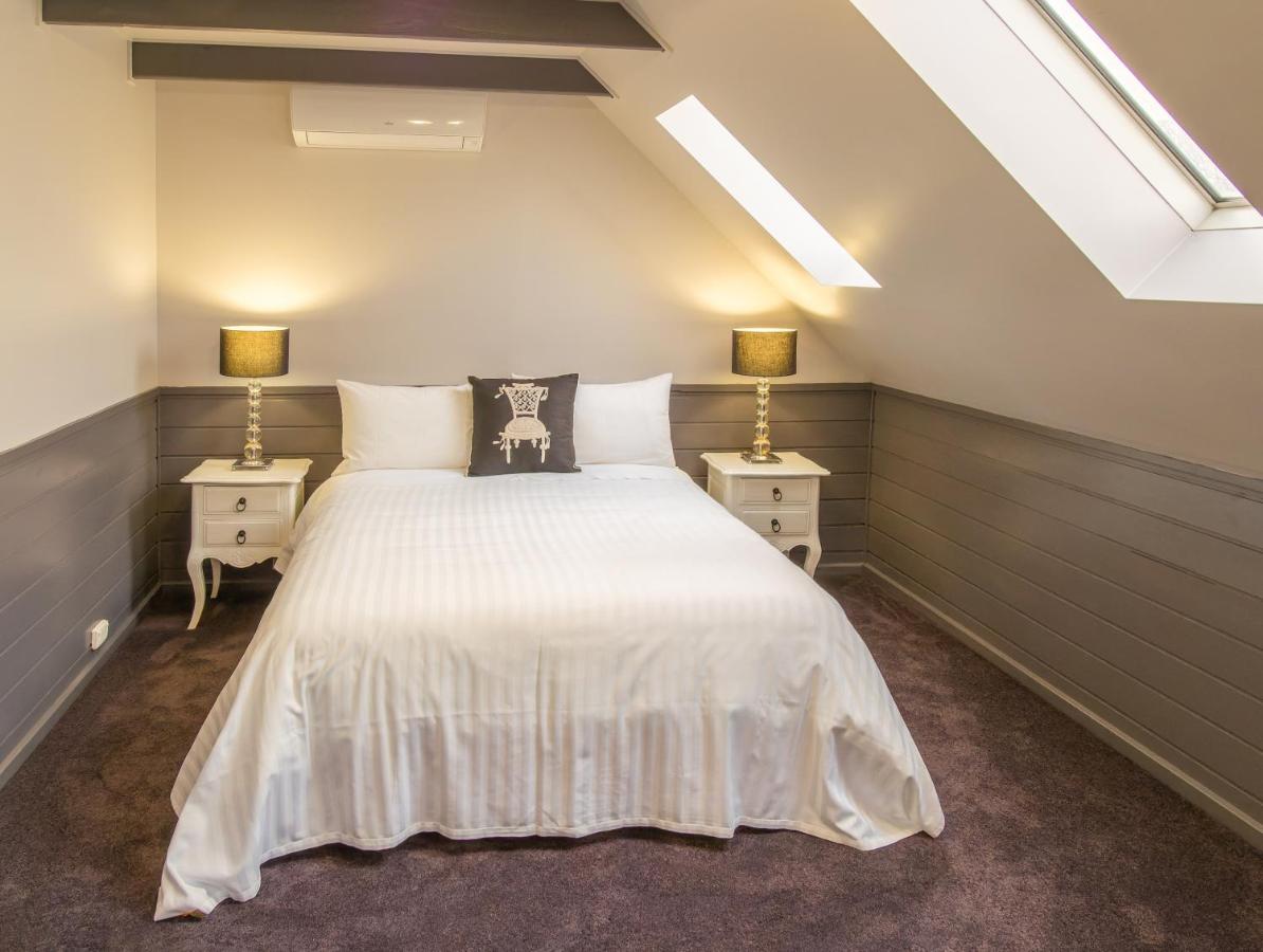 Queen Suite