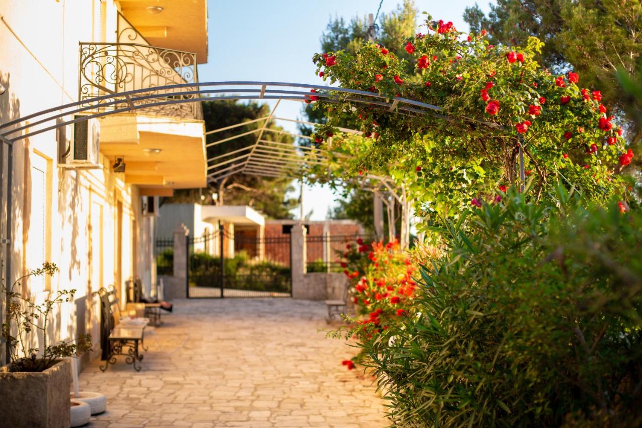 VILA TARA - B&B