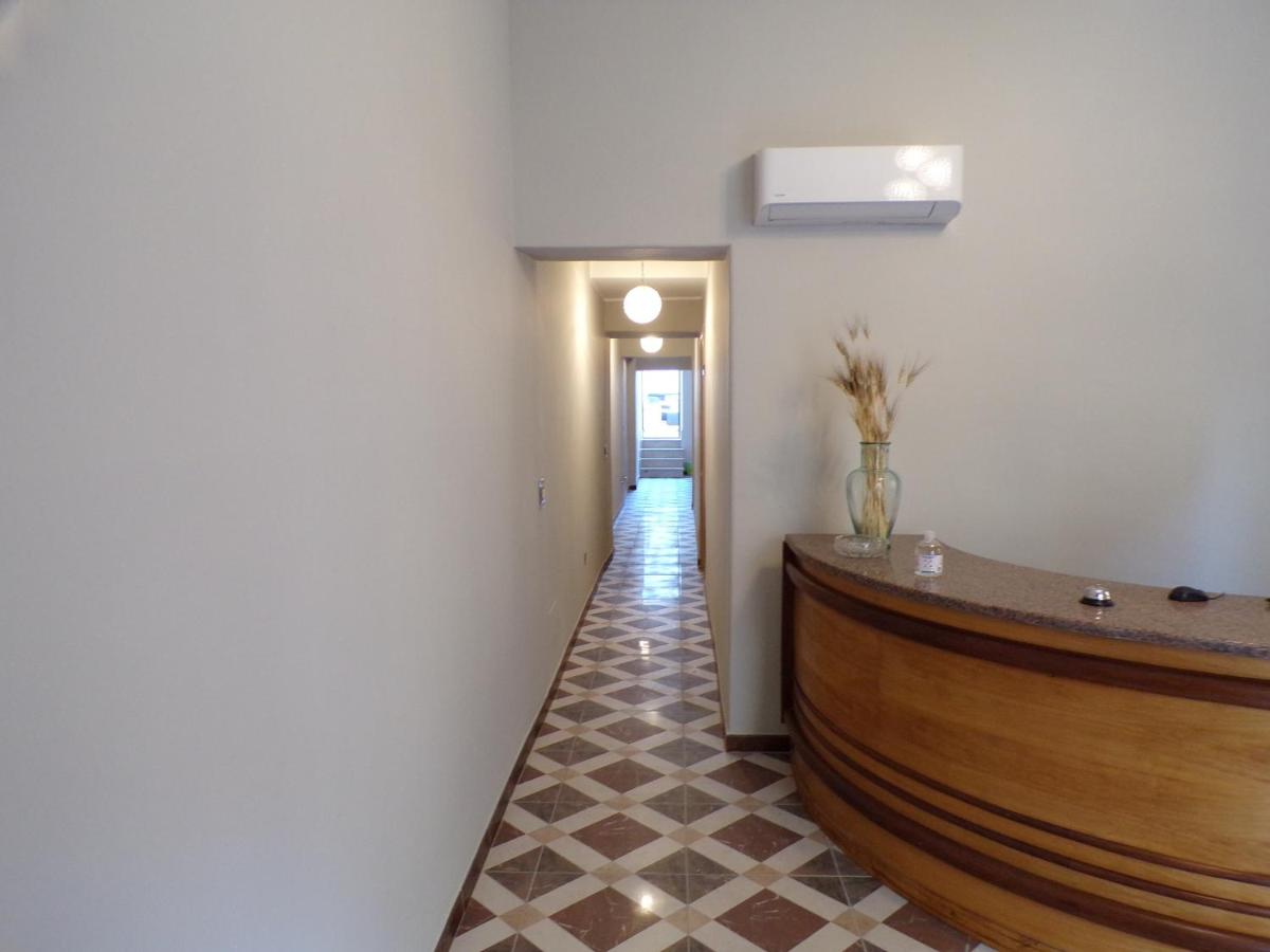NUOVA AURORA Rent Rooms - Ferienwohnung Roccalumera