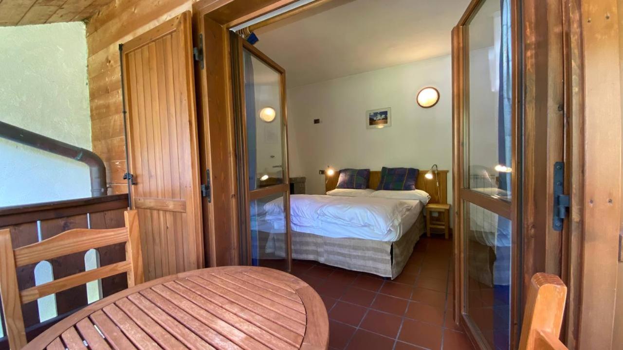 Studio with Balcony