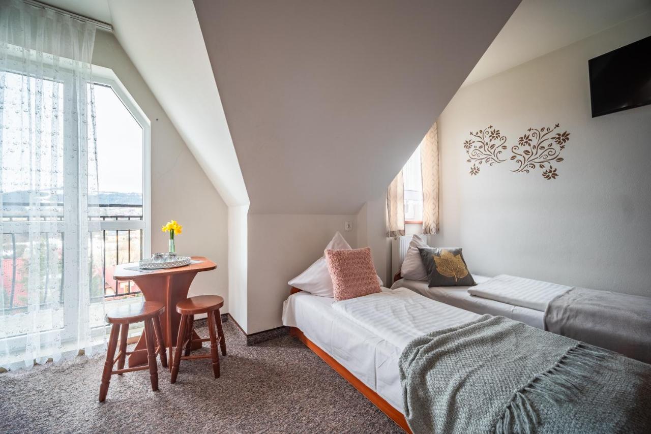 Triple Room with Mountain View