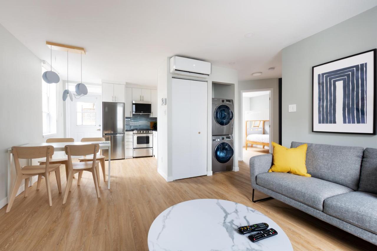 (2-114) Two-Bedroom Apartment - Private Terrace