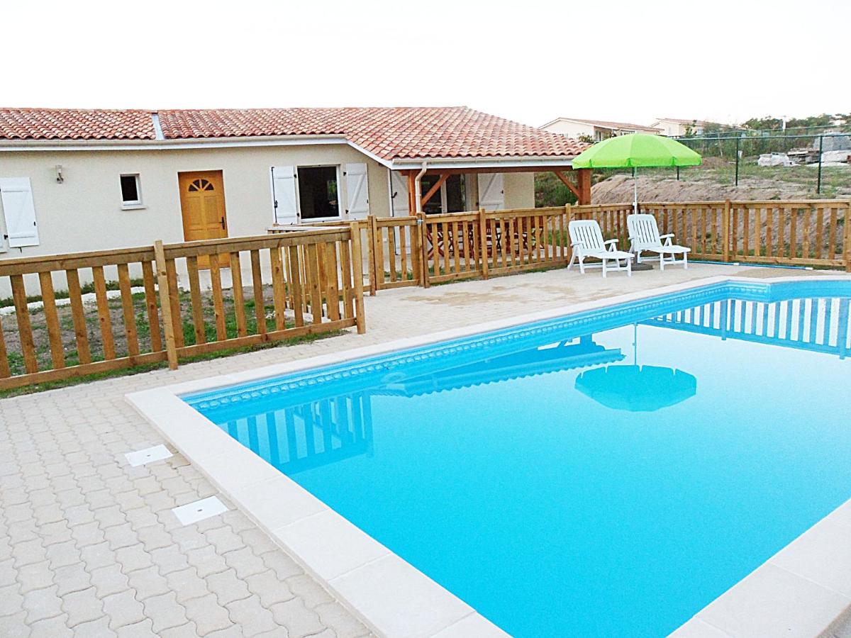 Three-Bedroom House with Swimming Pool