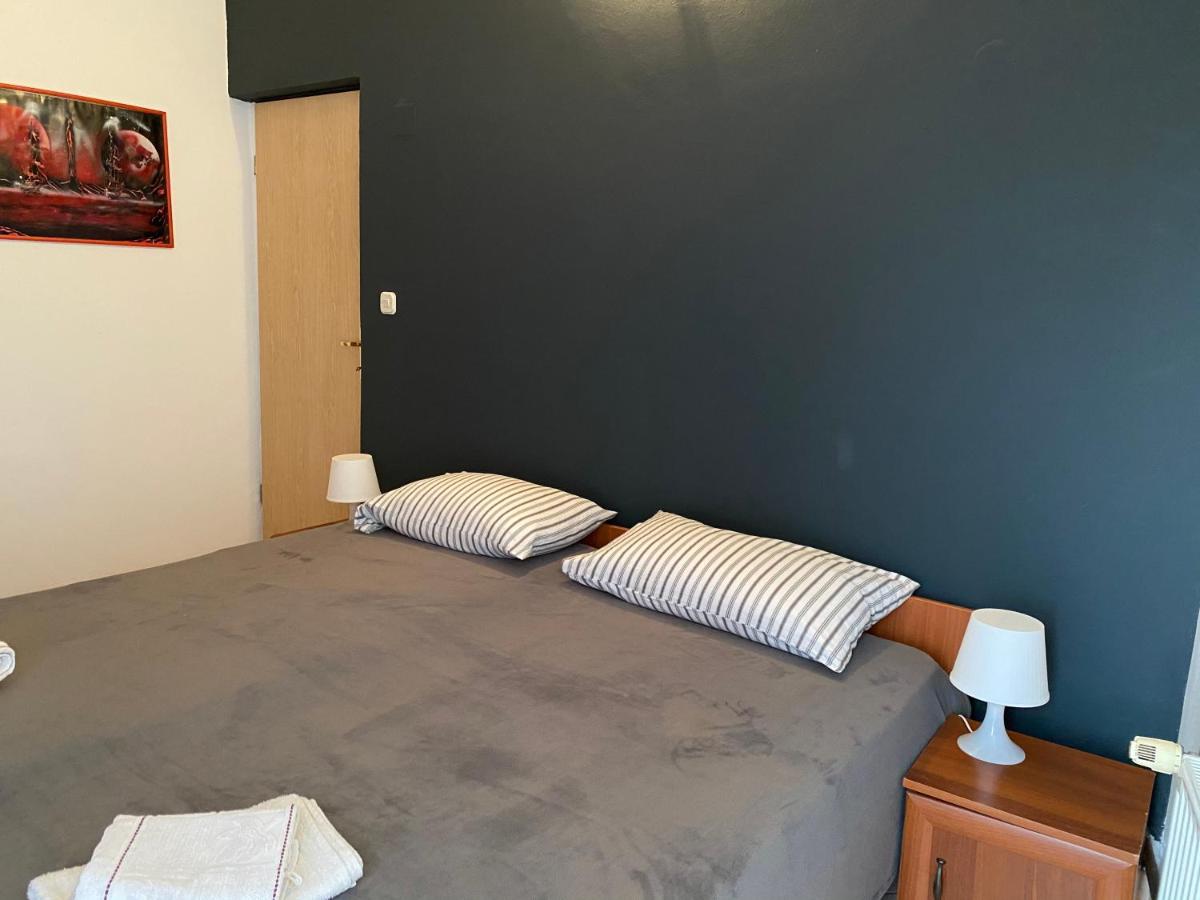 Dub center apartments - B&B Malinska