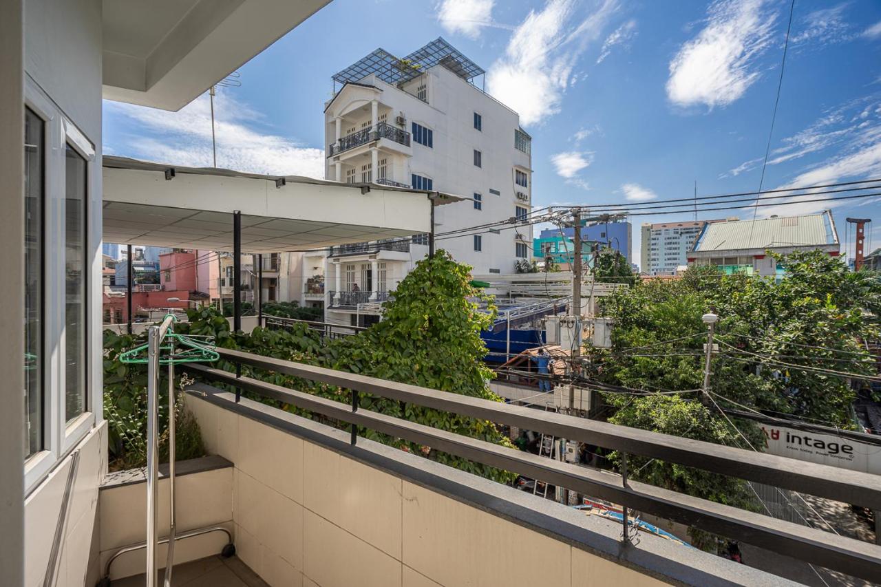 Studio with Balcony