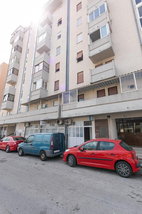 Studio apartment for 2, Wi-Fi, Kitchenette, Public Parking, Private Entrance - Chambres d’hôtes Split