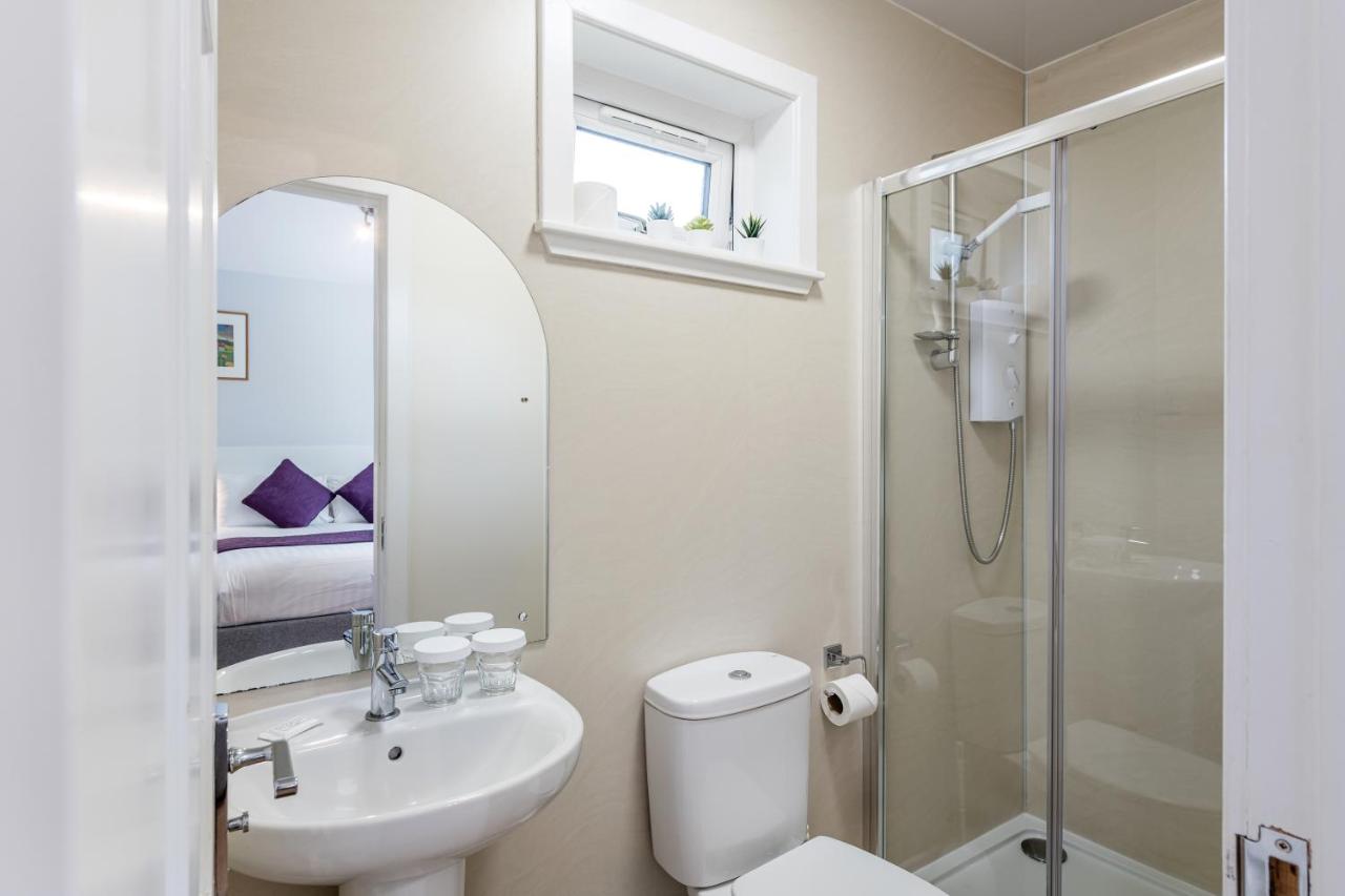 One - Bedroom Chalet Glenmore